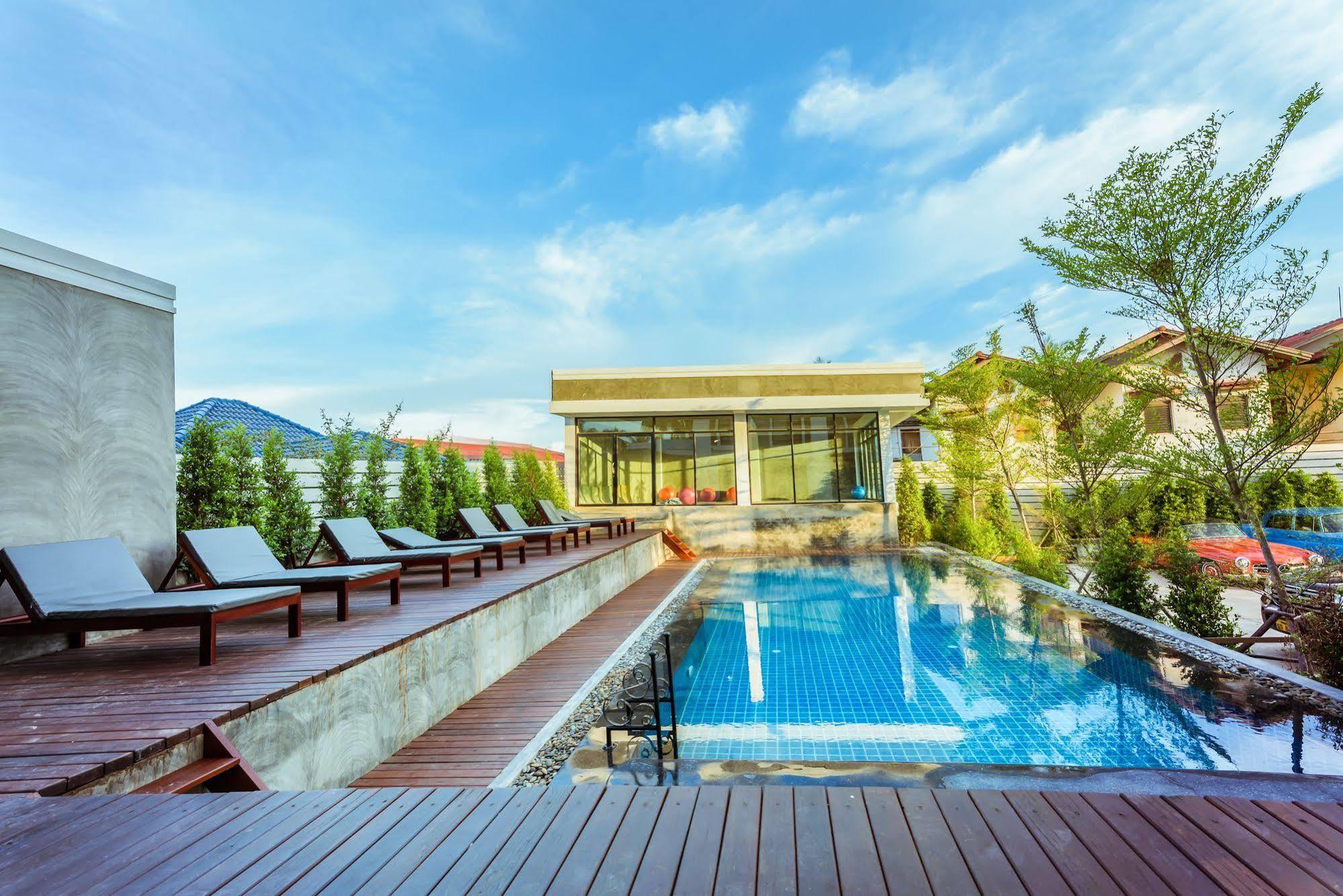 S Park Design Hotel Вьентьян Экстерьер фото