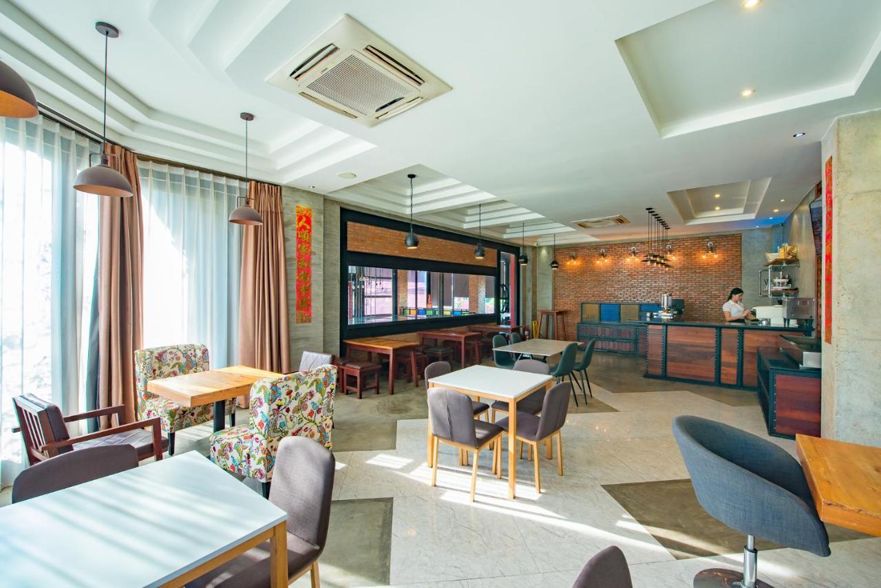 S Park Design Hotel Вьентьян Экстерьер фото